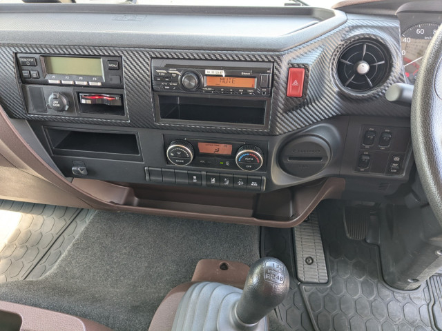 日野 レンジャー 中型 冷蔵冷凍バン 2KG-FD2ABG(105295) 28枚目