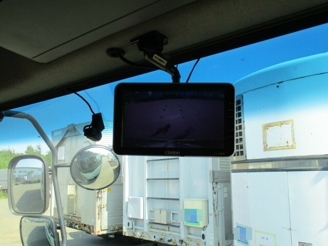 UDトラックス（日産） クオン 大型 冷蔵冷凍バン PKG-CD4ZA(6797) 21枚目