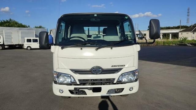 Hino dutro Small Double cab TKG-XZU665M(12370) 3枚目