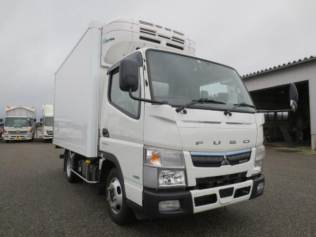 三菱ふそう キャンター 小型 冷蔵冷凍バン 2RG-FBA20(8589) 1枚目