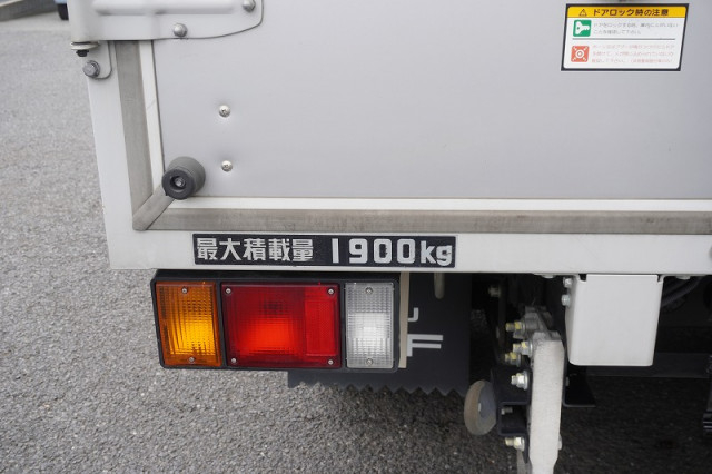 いすゞ エルフ 小型 バン 2RG-NLR88AN(110735) 25枚目