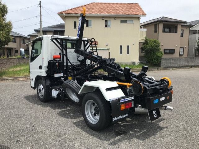 三菱ふそう キャンター 小型 コンテナ専用車 2RG-FBAV0(107929) 3枚目