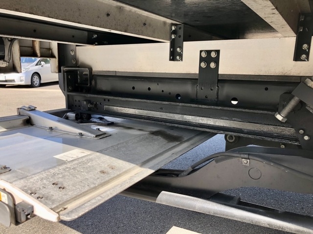 日野 レンジャー 中型 冷蔵冷凍バン 2KG-FC2ABA(57321) 48枚目