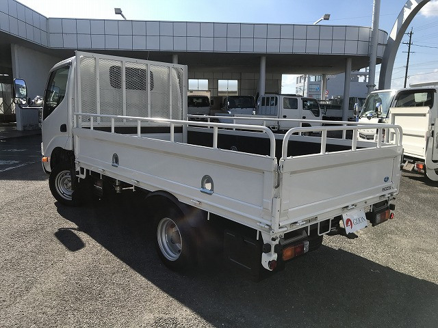 トヨタ ダイナ 小型 平ボディ 2DG-GDY231(113085) 4枚目