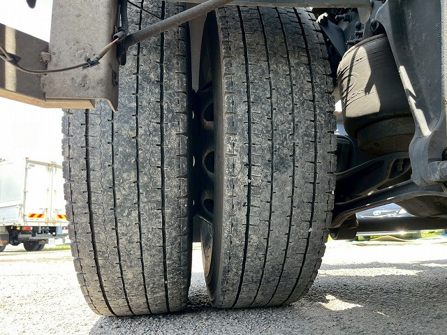 UDトラックス（日産） クオン 大型 トラクタ 2PG-GK5AAD(109385) 44枚目