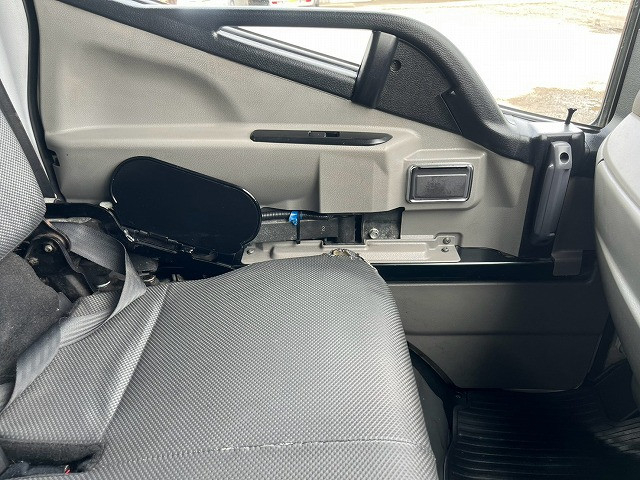 三菱ふそう キャンター 小型 塵芥車（プレス式） 2PG-FEAV0(113129) 29枚目