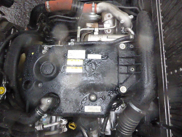 いすゞ エルフ 小型 バン BGK-NLR85N(2900) 27枚目