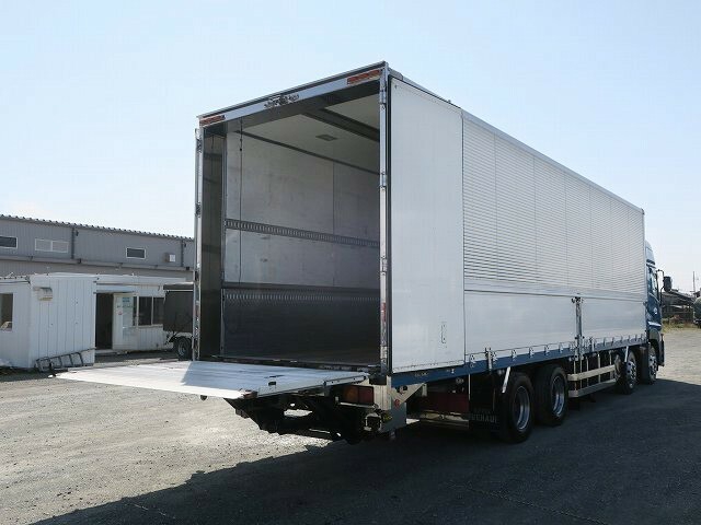 UDトラックス（日産） クオン 大型 ウィング QKG-CG5ZA(41139) 7枚目