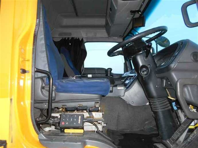 いすゞ ギガ 大型 トラクタ QKG-EXD52AG(37789) 12枚目