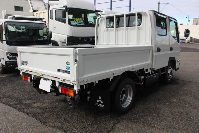 三菱ふそう キャンター 小型 Wキャブ 2RG-FBA20(105018) 6枚目