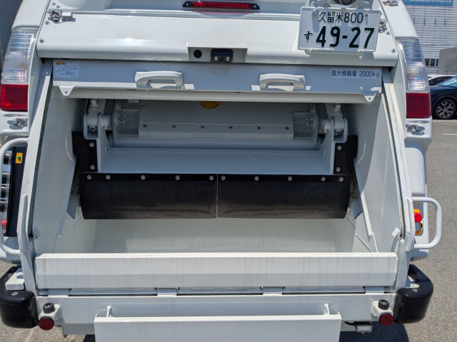 三菱ふそう キャンター 小型 塵芥車（プレス式） 2RG-FEAV0(107458) 8枚目