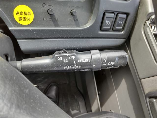 いすゞ ギガ 大型 トラクタ QKG-EXD52AD(9397) 30枚目