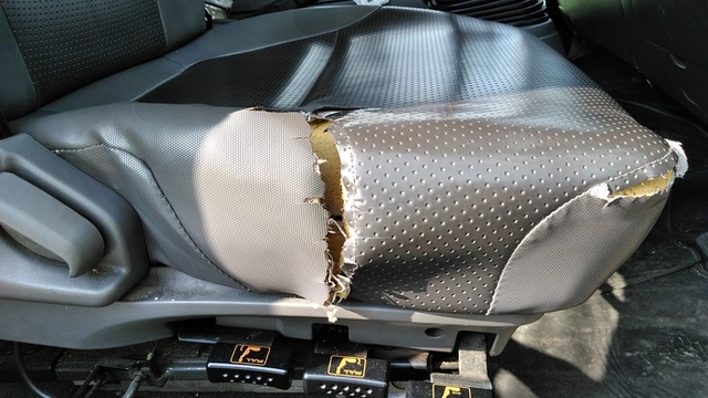 いすゞ エルフ 中型 冷蔵冷凍バン TKG-FRR90T2(3768) 42枚目