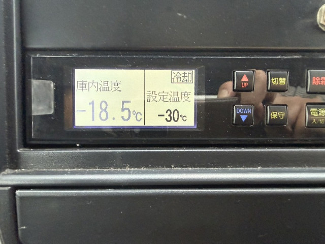 三菱ふそう キャンター 小型 冷蔵冷凍バン TPG-FBA50(111624) 40枚目