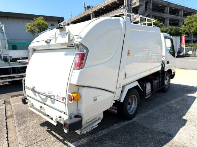 日野 デュトロ 小型 塵芥車（プレス式） 2RG-XZU605X(110404) 3枚目