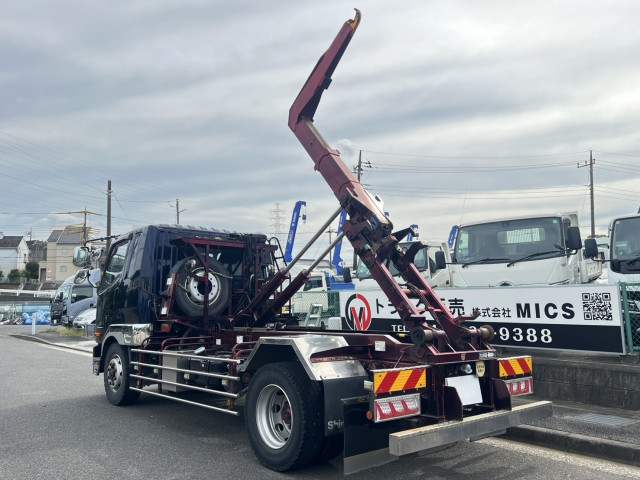 三菱ふそう ファイター 増トン コンテナ専用車 2KG-FK62FZ(112852) 9枚目