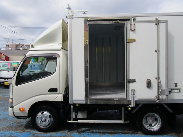 日野 デュトロ 小型 保冷バン 2RG-XZC605M(112384) 12枚目