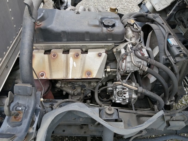 三菱ふそう キャンター 小型 バン KK-FE73CEV(3900) 52枚目