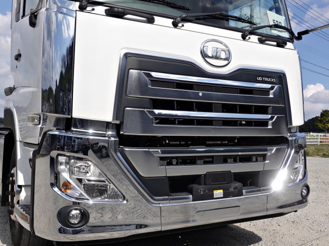 UDトラックス（日産） クオン 大型 トラクタ 2PG-GK5AAD(102610) 5枚目