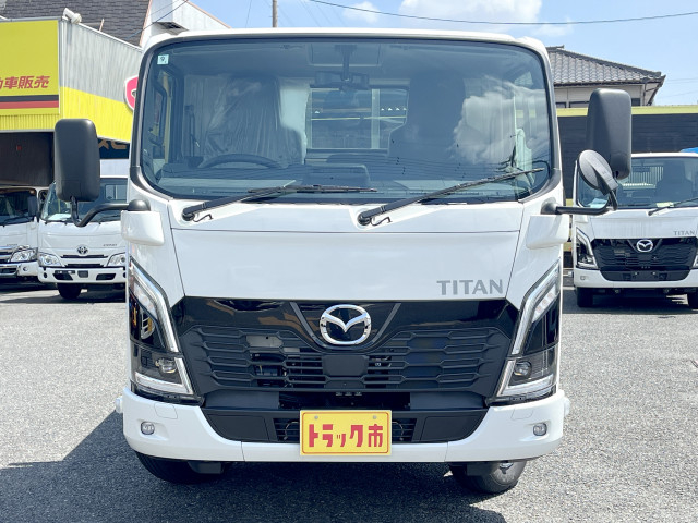 マツダ タイタン 小型 平ボディ 2RG-LKR88AF(105871) 2枚目