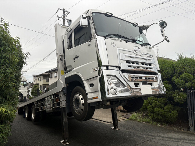 UDトラックス（日産） クオン 大型 その他 2RG-CX5EL(111812) 8枚目