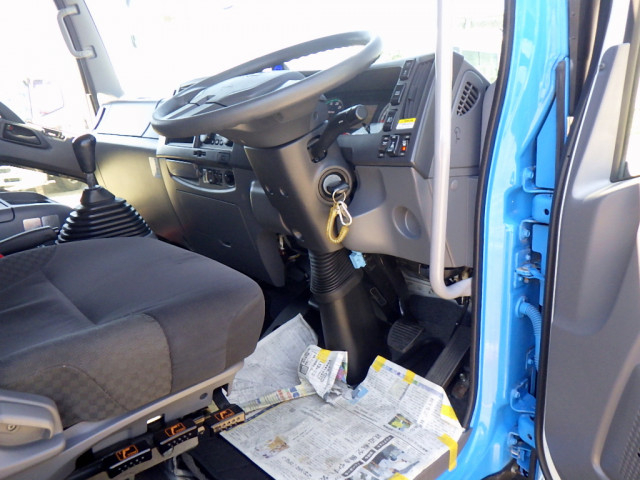 UDトラックス（日産） コンドル 中型 ウィング 2RG-BRR90T2(109978) 45枚目