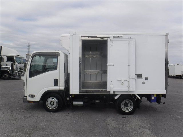 いすゞ エルフ 小型 冷蔵冷凍バン 2RG-NLR88AN(113770) 9枚目