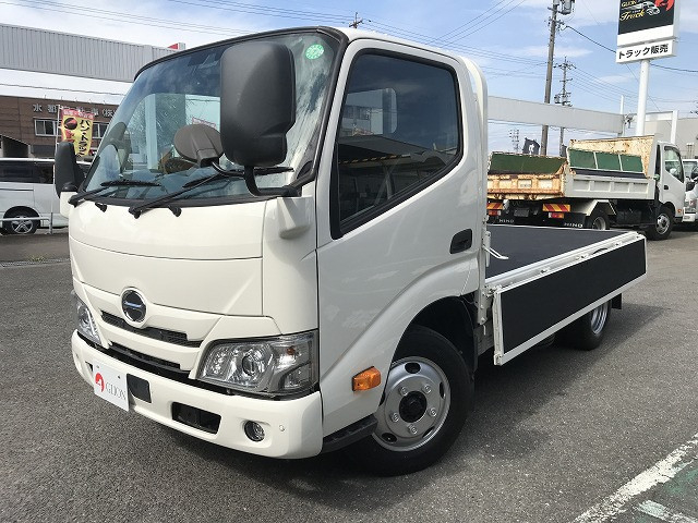 日野 デュトロ 小型 平ボディ 2RG-XZU605M(110178) 9枚目