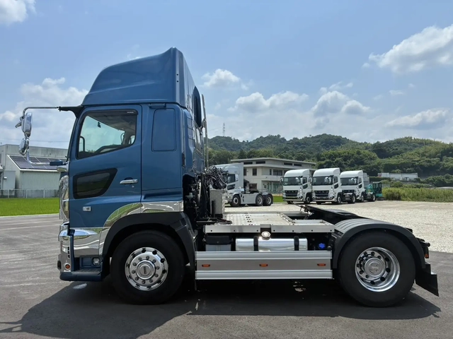 日野 プロフィア 大型 トラクタ 2DG-SH1EDGG(108921) 8枚目