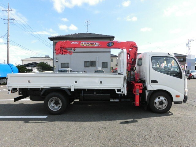トヨタ ダイナ 小型 平ボディ（クレーン付） TKG-XZU650(7166) 12枚目