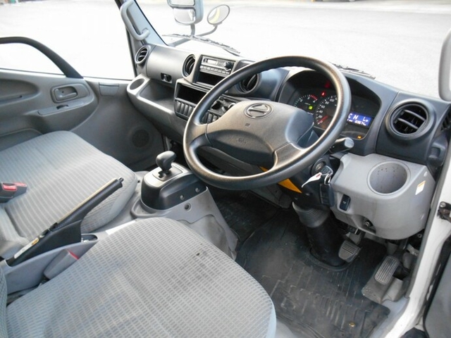 Hino dutro Small Flat body TQG-XKU600M(8130) 11枚目