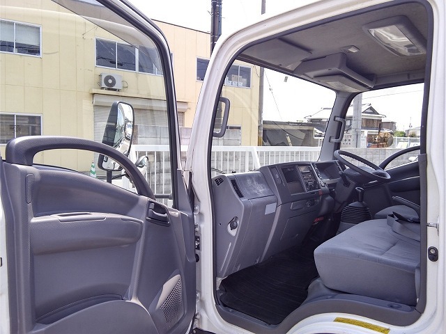 いすゞ エルフ 小型 バン TRG-NLR85AN(11536) 29枚目