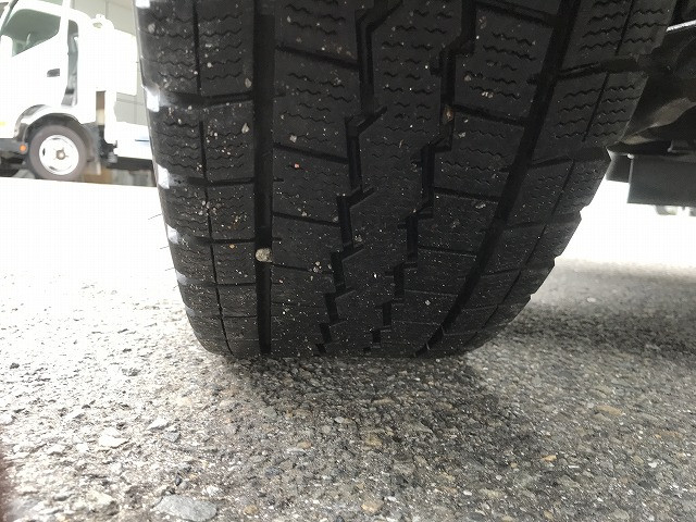 日野 デュトロ 小型 平ボディ 2RG-XZU605M(111805) 29枚目