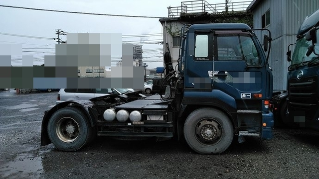 UDトラックス（日産） クオン 大型 トラクタ KL-CK482BAT(3716) 2枚目