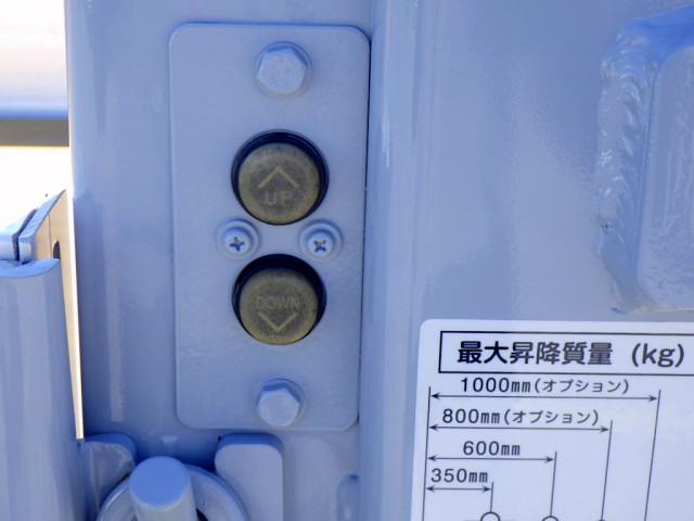 いすゞ エルフ 小型 平ボディ 2RG-NNS88AN(112131) 13枚目