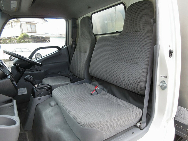 トヨタ ダイナ 小型 バン TKG-XZC605(9235) 41枚目