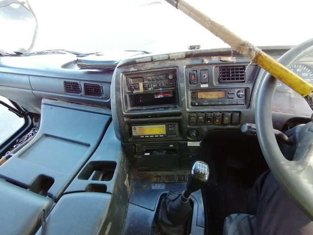 UDトラックス（日産） ビッグサム 大型 ウィング KL-CD48B(4826) 71枚目