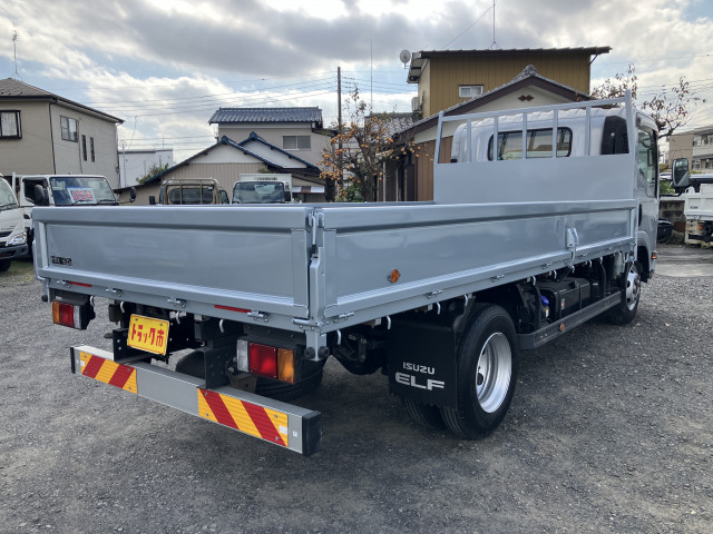いすゞ エルフ 小型 平ボディ 2RG-NPR88YN(113267) 3枚目