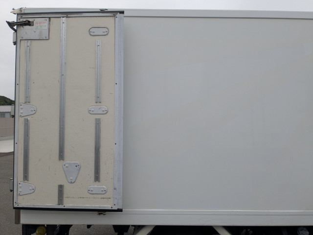 いすゞ エルフ 小型 冷蔵冷凍バン TPG-NLR85AN(113004) 35枚目