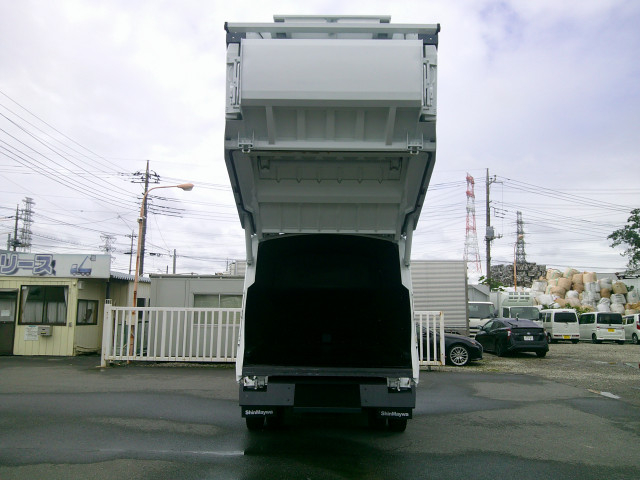 三菱ふそう ファイター 中型 塵芥車（プレス式） 2KG-FK62F(111851) 11枚目