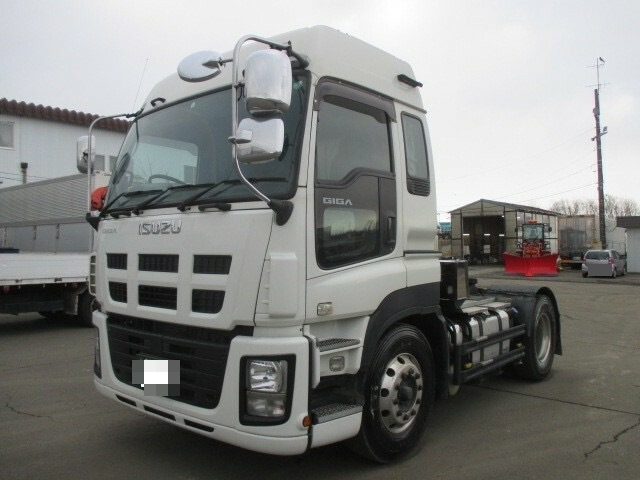 いすゞ ギガ 大型 トラクタ LKG-EXD52AD(8465) 1枚目