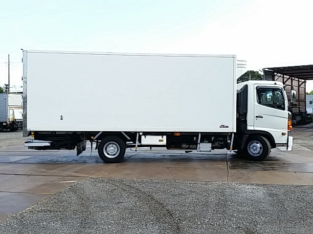 日野 レンジャー 中型 冷蔵冷凍バン BKG-FC7JJYA(8271) 71枚目