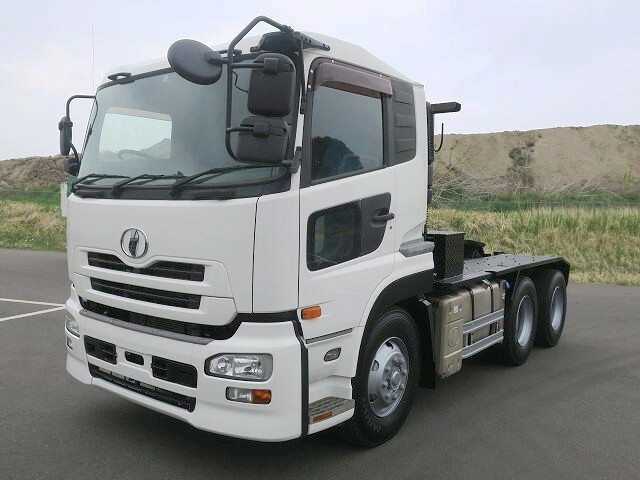 UDトラックス（日産） クオン 大型 トラクタ ADG-GW4XLG(30315) 1枚目