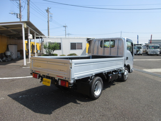 日産自動車 アトラス 小型 平ボディ 3DF-AHR87AF(106262) 4枚目