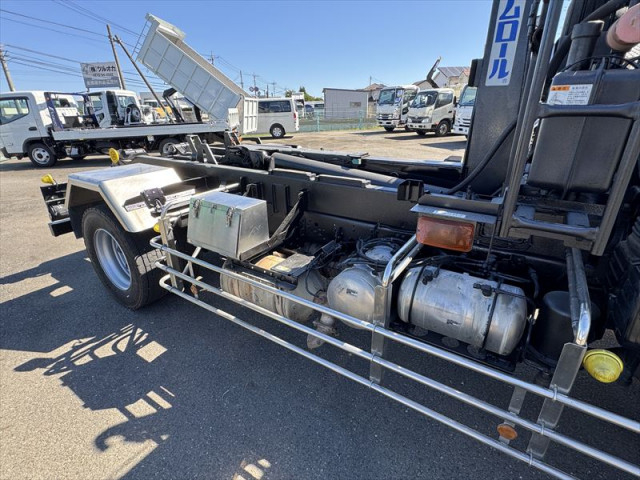 三菱ふそう ファイター 増トン コンテナ専用車 2KG-FK62FZ(112885) 19枚目