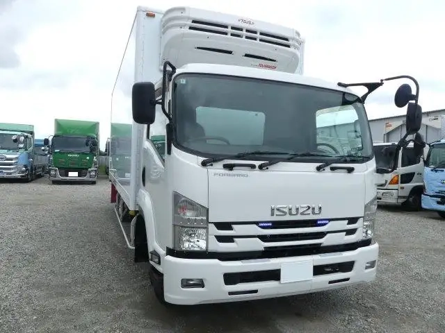 いすゞ 中型 冷蔵冷凍バン TKG-FRR90S2(113256) 3枚目
