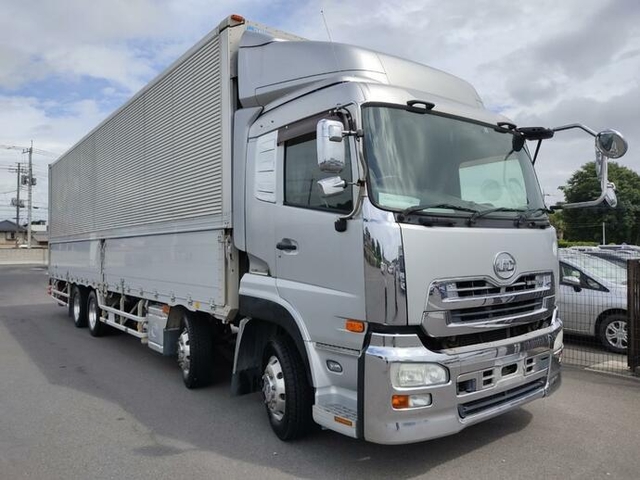 UDトラックス（日産） クオン 大型 ウィング LKG-CG5ZA(12625) 2枚目