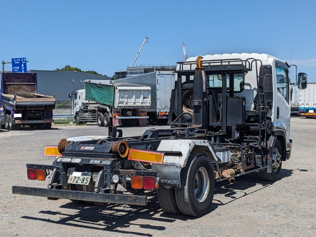 いすゞ フォワード 中型 コンテナ専用車 PKG-FRR90S2(109836) 4枚目