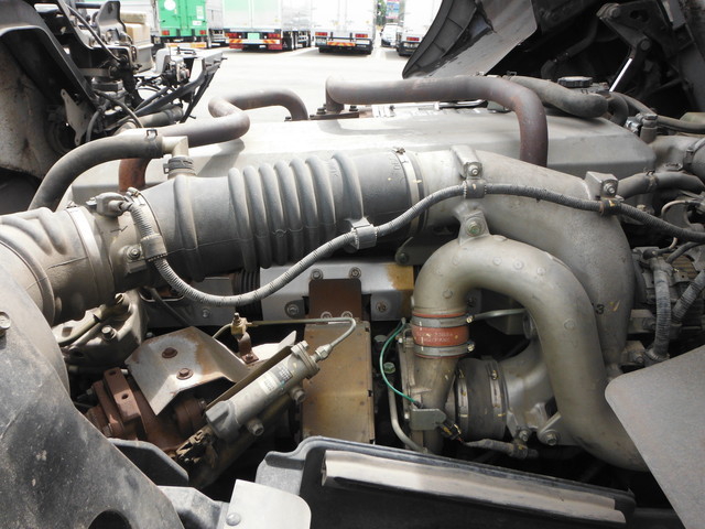 日野 プロフィア 大型 トラクタ LKG-SH1EDAG(1477) 15枚目