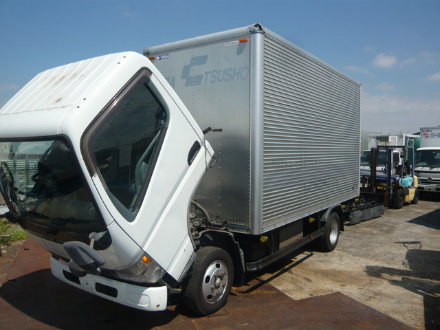 三菱ふそう キャンター 小型 バン KK-FE72EEV(13120) 47枚目
